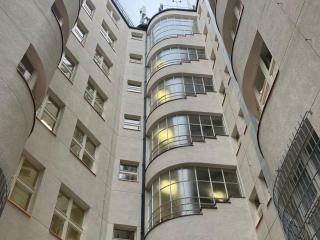 Administrativní budova nám. Franze Kafky, Praha 1