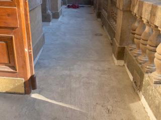 Oprava terasy a balkónů historické budovy Národního divadla