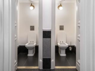 Rekonstrukce toalet v historické budově Národního divadla