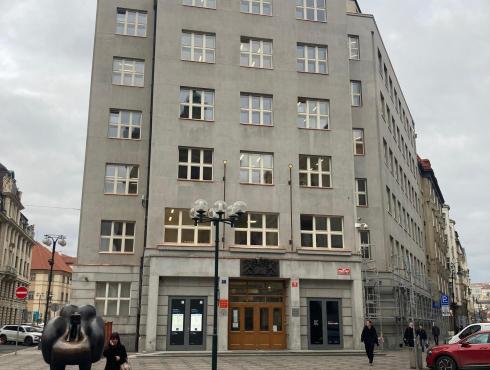 Administrativní budova nám. Franze Kafky, Praha 1